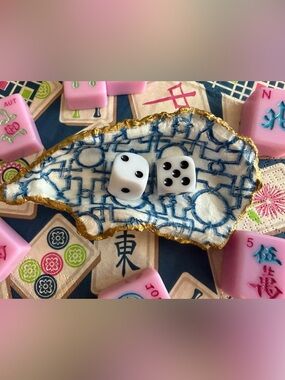 Mah Jong Dice Holder